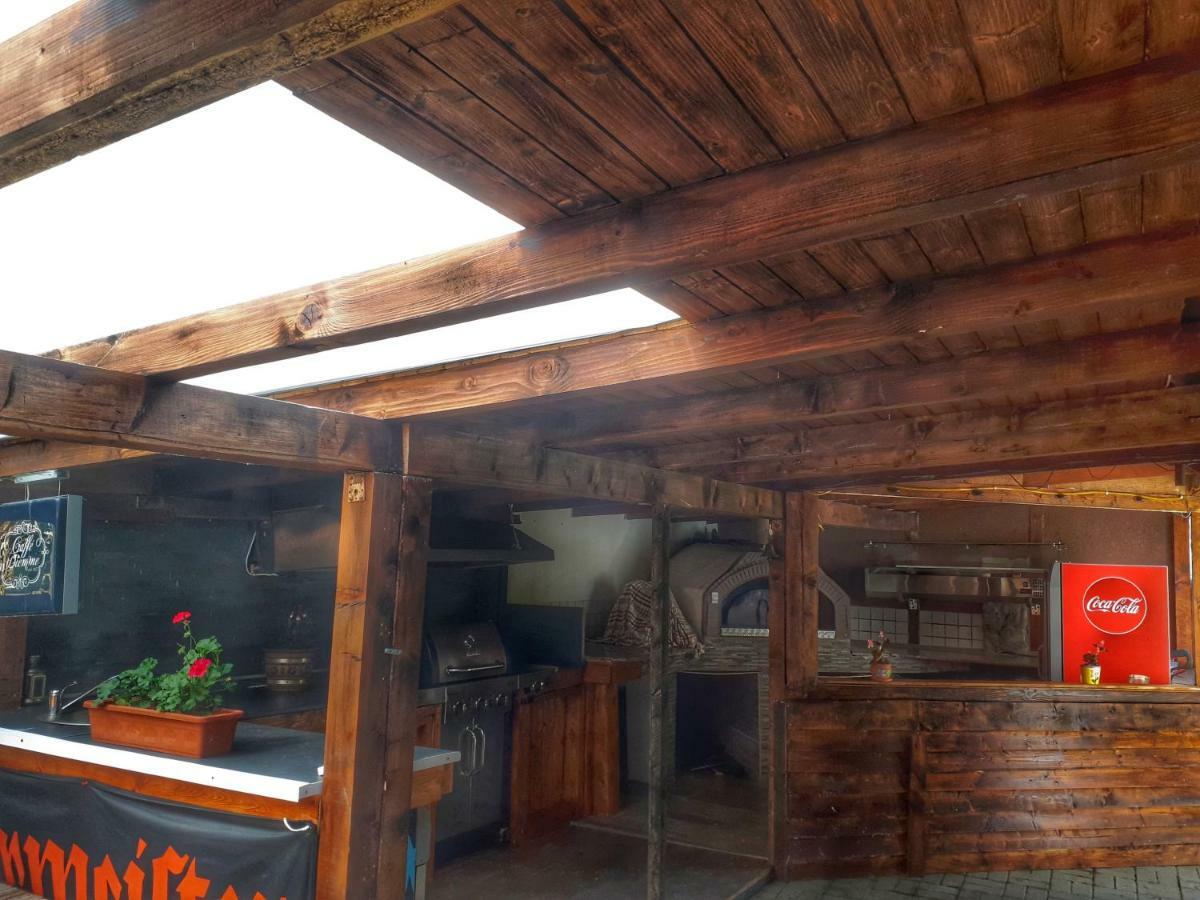 Pensiunea Faast Predeal Exterior photo